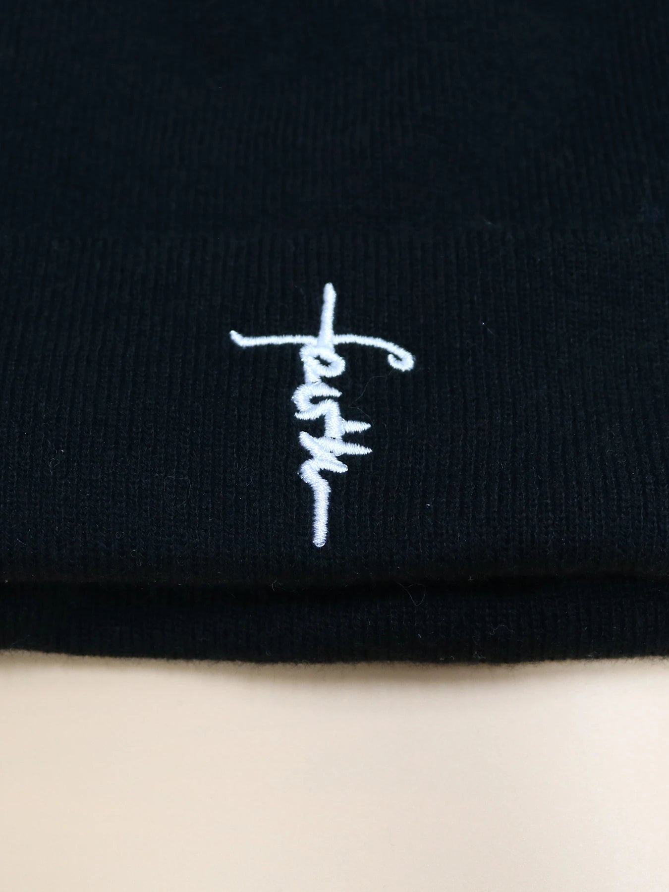 Embroidered Letter Beanies Bonnet For Women&Men 2Layer Silk Satin Lined Anti Static Knitted Hat Autumn Winter SKi Skullies Cap